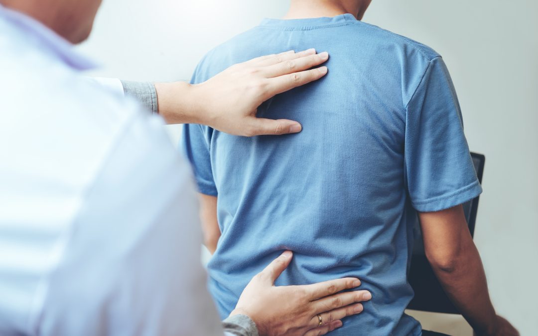 What’s the Difference Between a Herniated Disc and a Bulging Disc?
